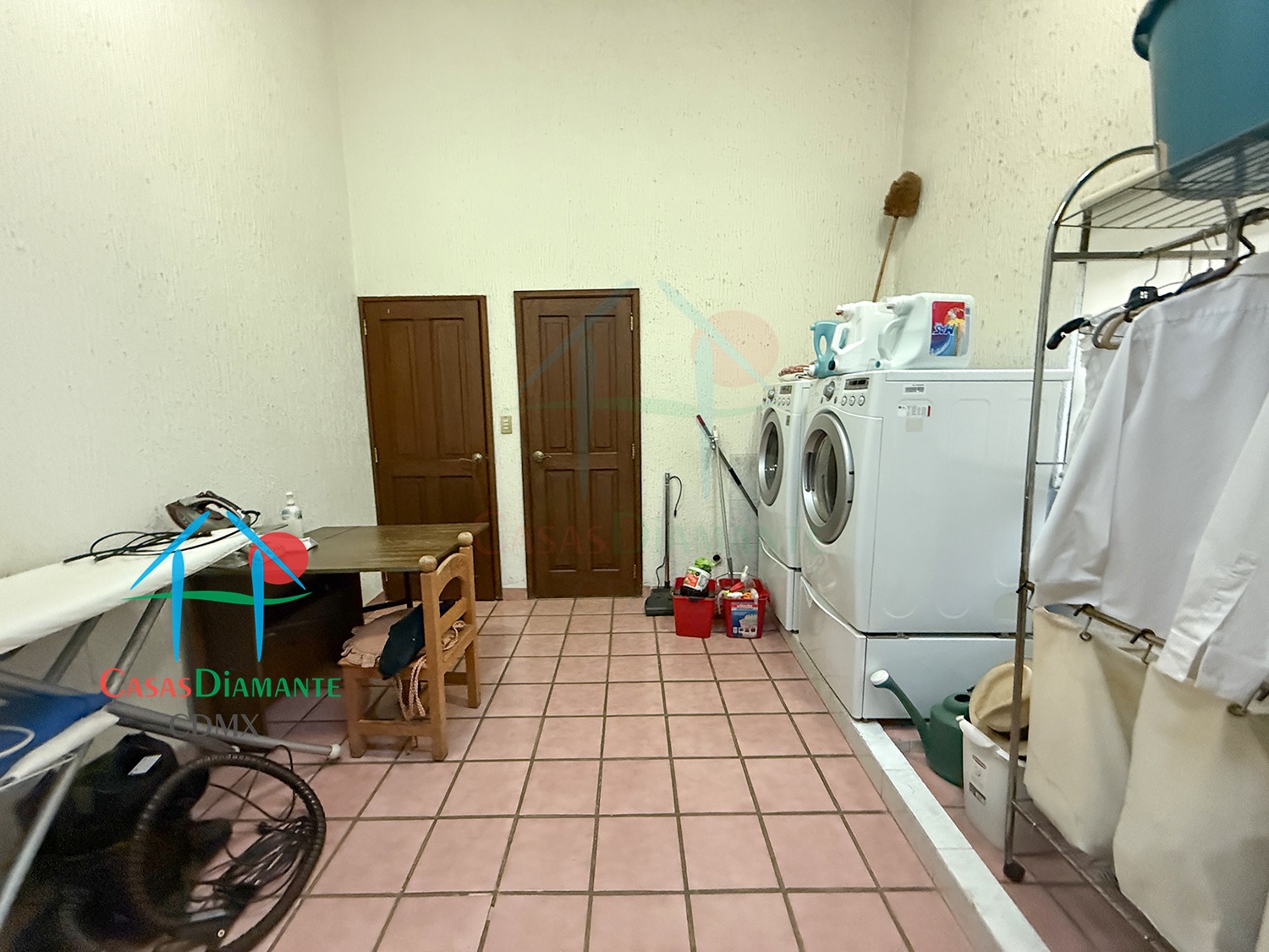 Interlomas Casa Rubén AB - Área de servicio 3